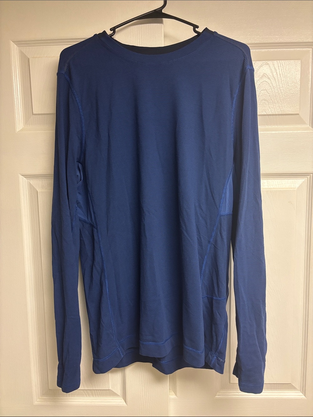 Lululemon Mens Blue / Black Crewneck Pullover Size Large